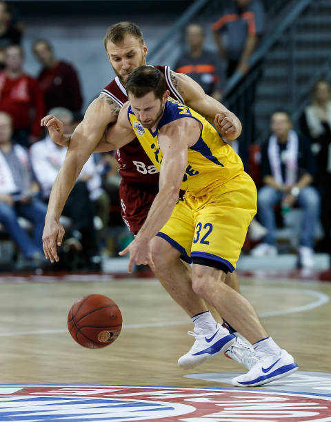 中塑造积极 中塑造积极