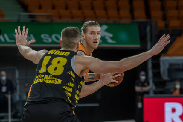 仅是三连胜 仅是三连胜