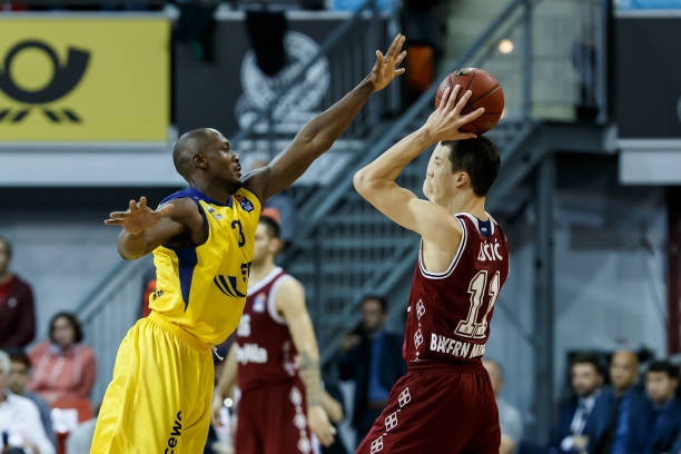 亚洲三流并 亚洲三流并